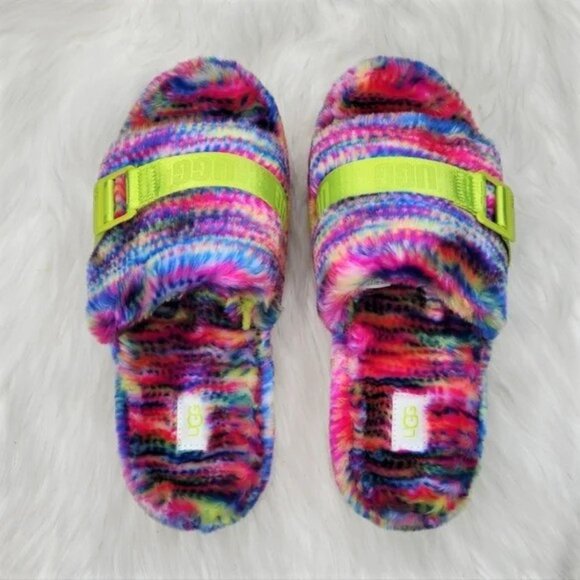UGG Shoes - NWT UGG Slippers Platform Fluffita Pixelate Women Plush Multi Color Size 7